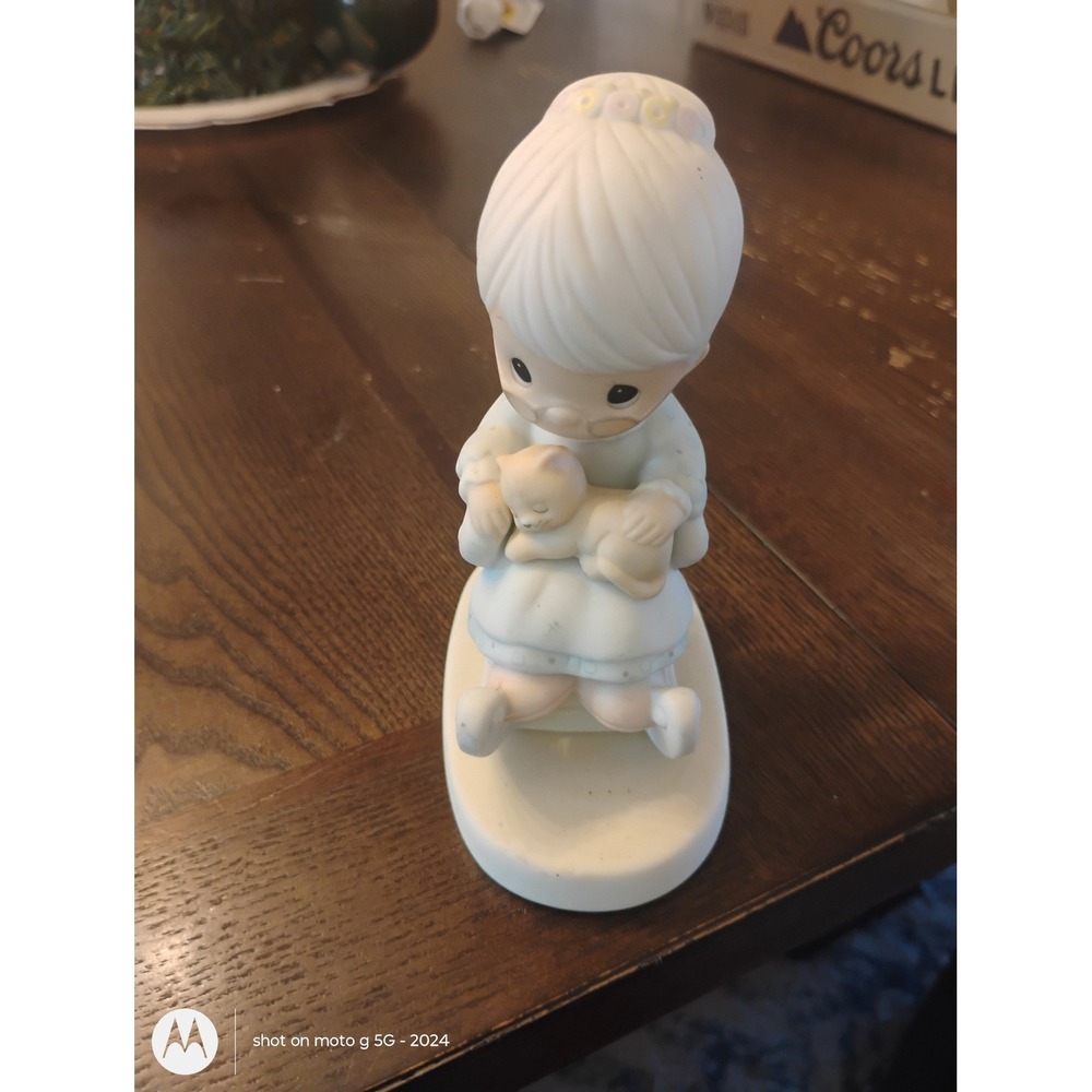 Precious Moments Grandmother In Rocking Chair With Cat Porcelain Figurine